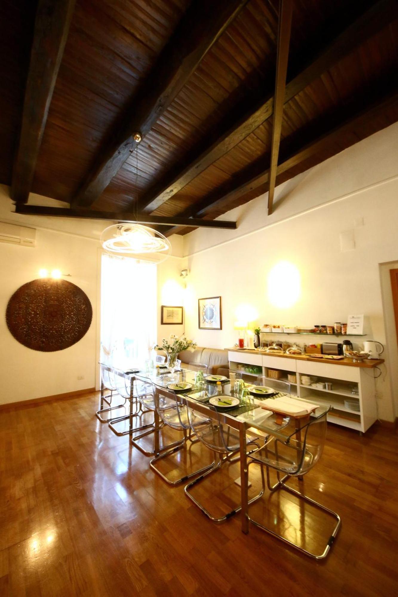 Bed & Breakfast Talismano Luxury Rooms&apartments 2*